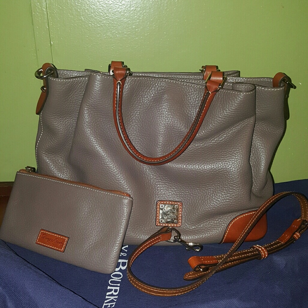 Dooney & Bourke